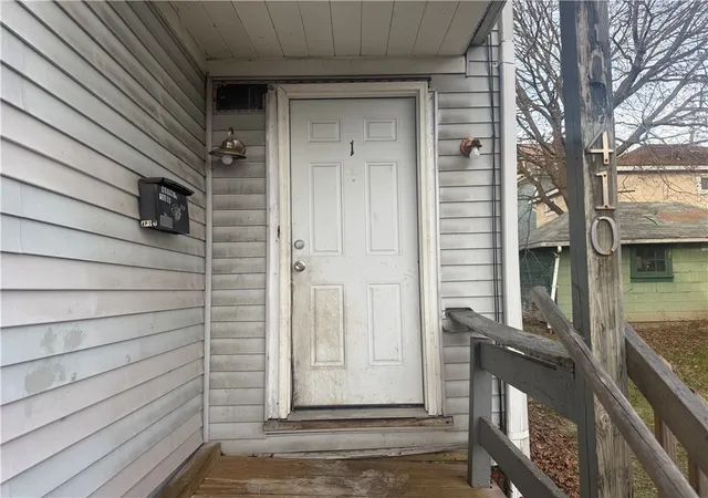 Photo 3 of Multi family home for sale at 410 E Locust St, Butler, PA 16001 | MLS# 1735343 | Listing updated on 2026-08-28
