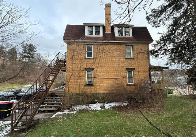 Photo 3 of Multi family home for sale at 501 Bessemer Ave, Lyndora, PA 16045 | MLS# 1735363 | Listing updated on 2026-08-28