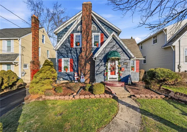 1st image of 1279 Griswold St, Sharon, PA 16146 | MLS# 1735498
