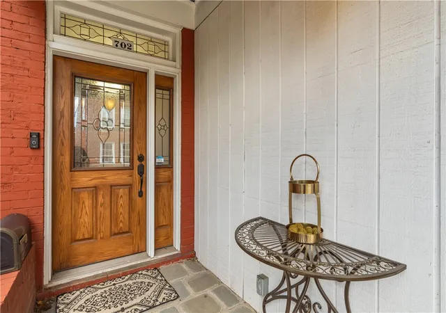 2nd image of 702 Bellefonte St, Shadyside, PA 15232 | MLS# 1735572