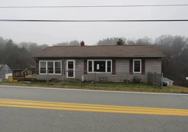 Homes for sale in Hempfield Twp, PA | 563 Agnew Road, Hempfield Twp, PA 15601 | MLS# 1735743