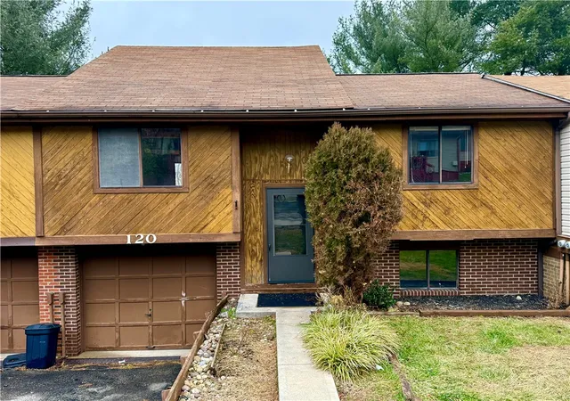 Homes for sale in N Franklin Twp, PA | 120 Sugar Maple Cir, N Franklin Twp, PA 15301 | MLS# 1735857