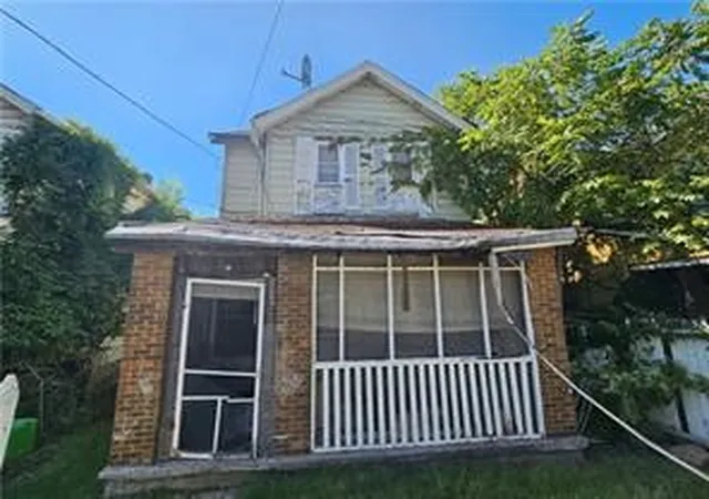 Photo 1 of Single family home for sale at 1303 Olivant St, Pittsburgh, PA 15206 | MLS# 1735618 | Listing updated on 2026-07-21
