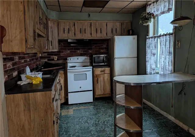 4th image of 138 A Street, Clarksville, PA 15322 | MLS# 1736271