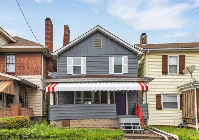 1st image of 623 E 3rd Ave, Tarentum, PA 15084 | MLS# 1736321