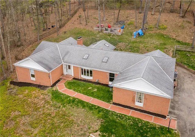1st image of 507 Buttermilk Ln, Bradfordwoods, PA 15015 | MLS# 1736293