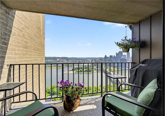 Photo 2 of Condo for sale at 1000 Grandview Ave #802, Pittsburgh, PA 15211 | MLS# 1736516 | Listing updated on 2026-06-29