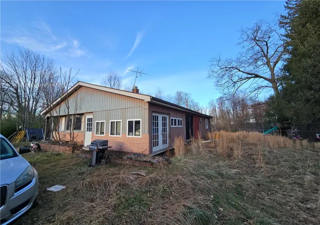 Homes for sale in Fairfield Twp, PA | 5421 Route 711, Fairfield Twp, PA 15944 | MLS# 1736930