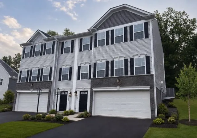 Homes for sale in North Huntingdon, PA | 1245 Bedford Road #2083A, North Huntingdon, PA 15642 | MLS# 1737265