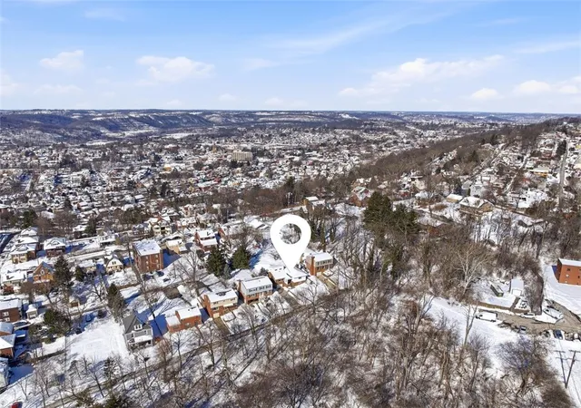 Homes for sale in Crafton, PA | 84 Hall Ave, Crafton, PA 15205 | MLS# 1737328