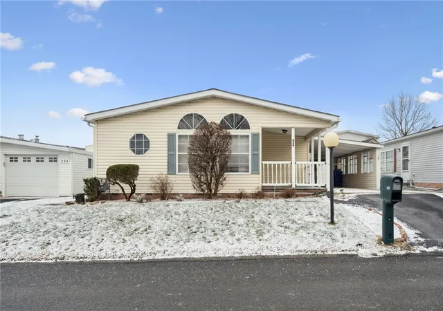 Homes for sale in Murrysville, PA | 236 Ridge Ln, Murrysville, PA 15668 | MLS# 1737250
