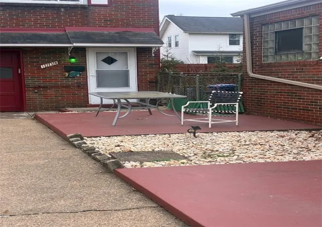 Photo 3 of Sale Pending at 1238 Love St, Pittsburgh, PA 15218 | MLS# 1737450 | Listing updated on 2026-09-19