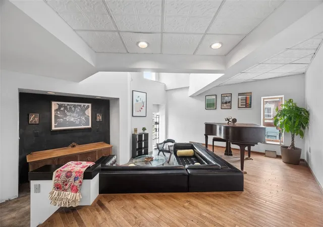 Homes for sale in Downtown Pgh, PA | 23 Seneca St, Downtown Pgh, PA 15219 | MLS# 1737658