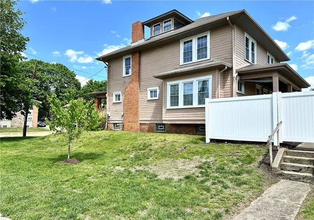 Photo 3 of Single family home for sale at 1195 4th Street, Beaver, PA 15009 | MLS# 1737651 | Listing updated on 2026-07-16
