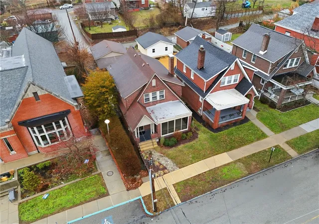 42nd image of 359 Pennsylvania Ave, Oakmont, PA 15139 | MLS# 1737705