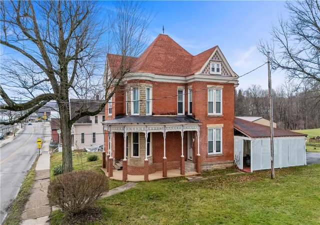 image of 804 W Mahoning St, Punxsutawney, PA 15767 | MLS# 1737813