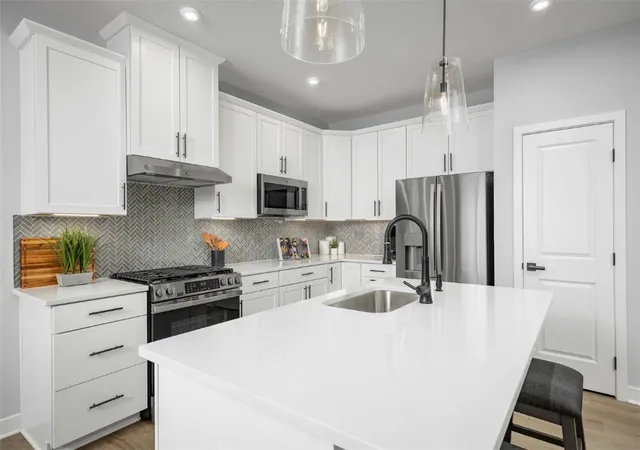Photo 2 of Sale Pending at 1049 Black Sands Dr, Penn Twp, PA 15644 | MLS# 1737898 | Listing updated on 2026-05-18