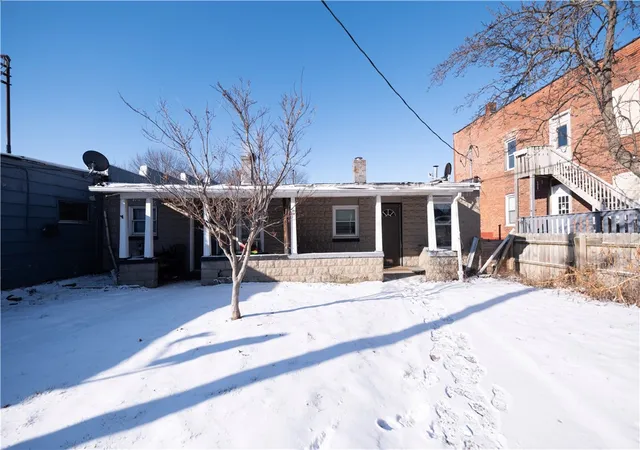 22nd image of 221 5th St, Ellwood City, PA 16117 | MLS# 1737868