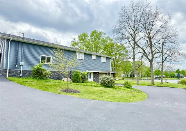 2nd image of 362 Latonka Dr, Jackson Twp, PA 16137 | MLS# 1737973