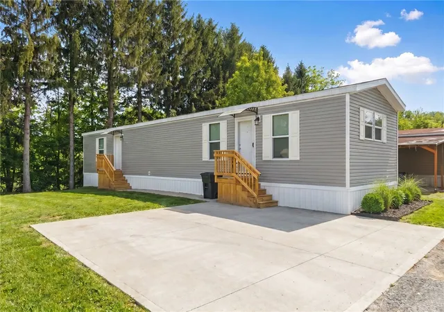 Homes for sale in Canton Twp, PA | 328 Festival, Canton Twp, PA 15301 | MLS# 1738031
