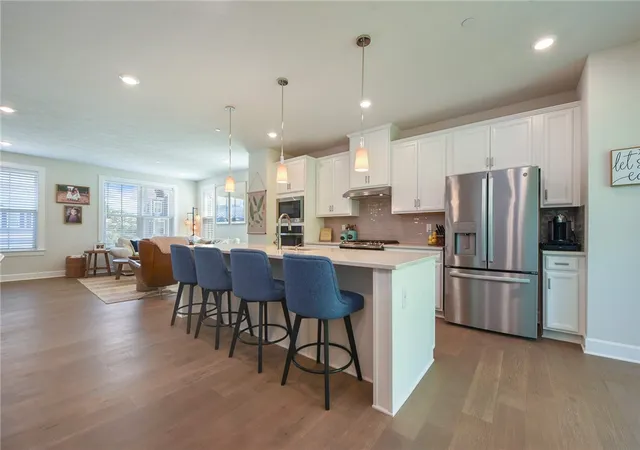 2nd image of 409 Spruce Ln, North Strabane, PA 15317 | MLS# 1738015