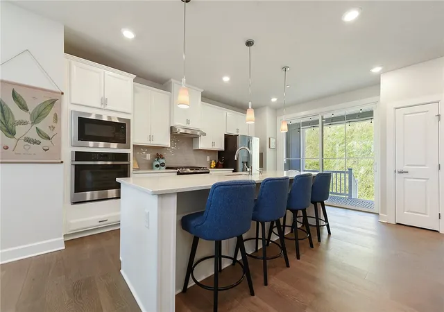 3rd image of 409 Spruce Ln, North Strabane, PA 15317 | MLS# 1738015