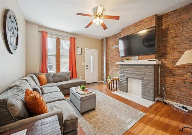 3rd image of 1907 Larkins Way, Pittsburgh, PA 15203 | MLS# 1738172