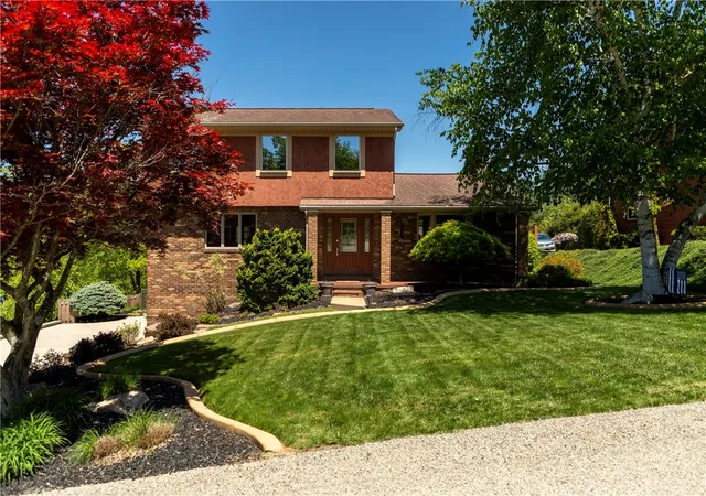 Homes for sale in North Huntingdon, PA | 462 Adele Dr, North Huntingdon, PA 15642 | MLS# 1738263