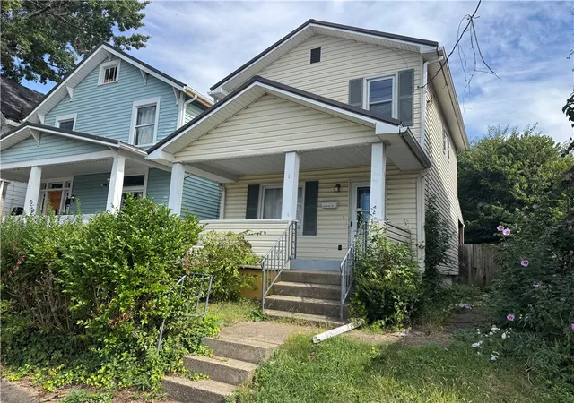 Homes for sale in Arnold, PA | 1902 Kenneth Ave, Arnold, PA 15068 | MLS# 1737900