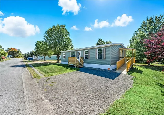 2nd image of 69 Summit Rd #204, Greenville, PA 16125 | MLS# 1737998