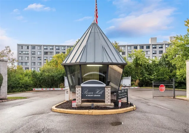 Photo 2 of Condo for sale at 1160 Bower Hl Rd #716A, Pittsburgh, PA 15243 | MLS# 1738434 | Listing updated on 2026-09-30