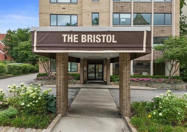 Homes for sale in Oakland, PA | 154 N Bellefield Avenue #44, Oakland, PA 15213 | MLS# 1738065
