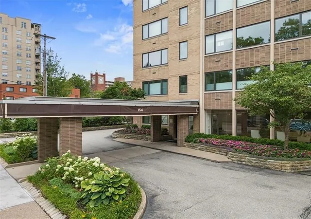 Homes for sale in Oakland, PA | 154 N Bellefield Avenue #44, Oakland, PA 15213 | MLS# 1738065