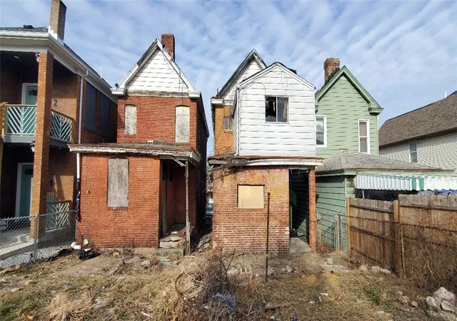 Homes for sale in Homestead, PA | 320 W 14Th Avenue, Homestead, PA 15120 | MLS# 1738690