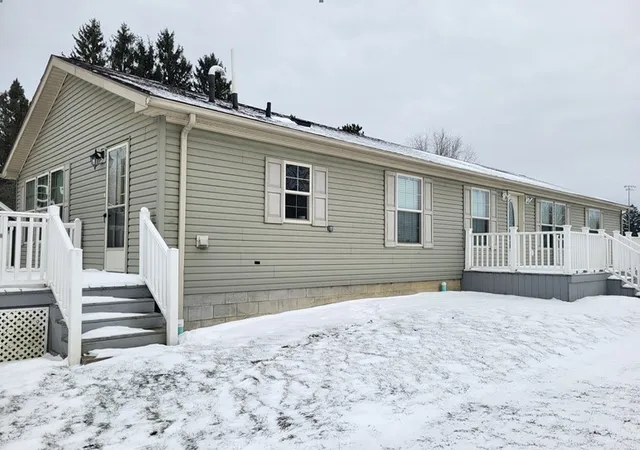 Photo 1 of Single family home for sale at 252 Lawsonham, Rimersburg, PA 16248 | MLS# 1739003 | Listing updated on 2026-07-22