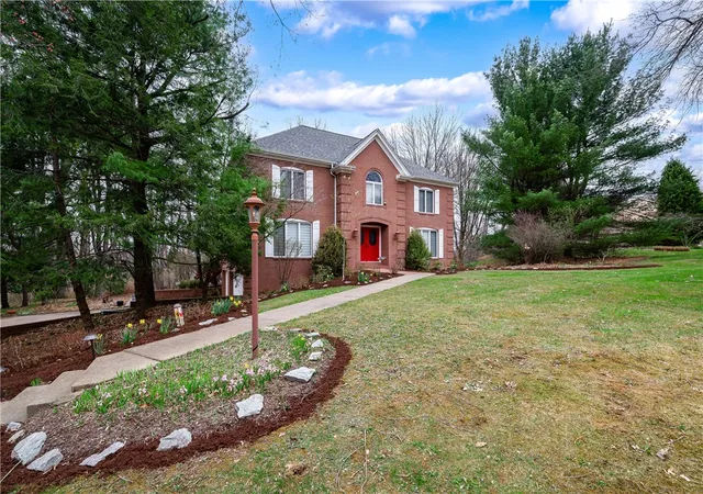 3rd image of 119 Blazing Star Dr, Penn Twp, PA 16002 | MLS# 1738988
