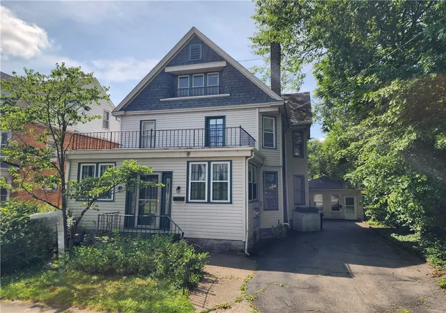 image of 408 E Garfield Ave, New Castle, PA 16105 | MLS# 1739217