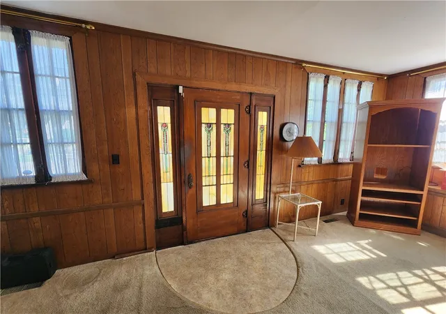 image of 408 E Garfield Ave, New Castle, PA 16105 | MLS# 1739217