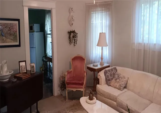 image of 408 E Garfield Ave, New Castle, PA 16105 | MLS# 1739217
