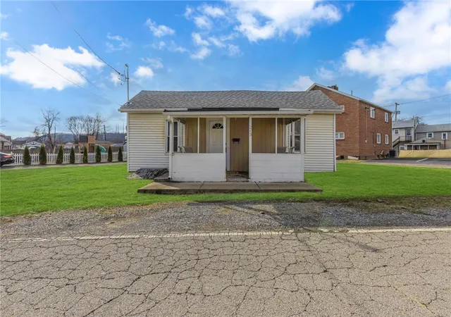 1st image of 213 Maplewood Ave, Vanport, PA 15009 | MLS# 1739306