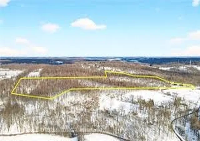 2nd image of 407 Ridgemont Dr, Industry, PA 15052 | MLS# 1739364