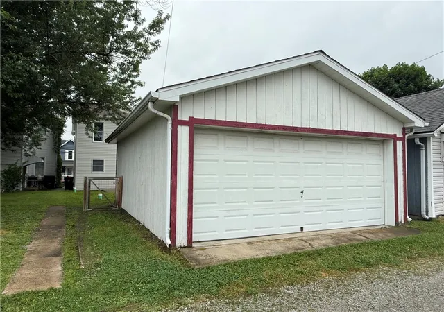 Homes for sale in Latrobe, PA | 417 Fairmont Street, Latrobe, PA 15650 | MLS# 1739419