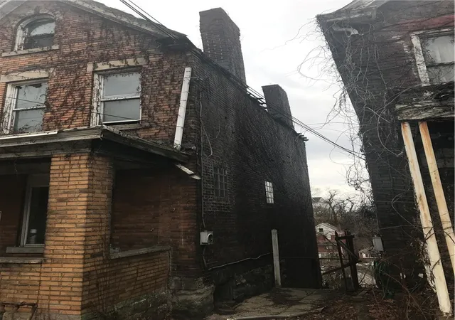2nd image of 2258 Hawthorne Ave, Swissvale, PA 15218 | MLS# 1739440