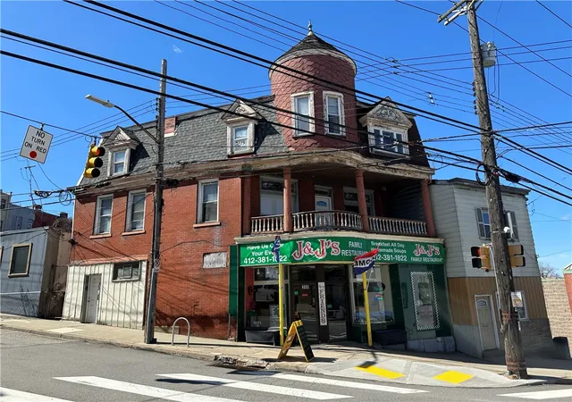 2nd image of 300 Shiloh Street, Mt Washington, PA 15211 | MLS# 1739803