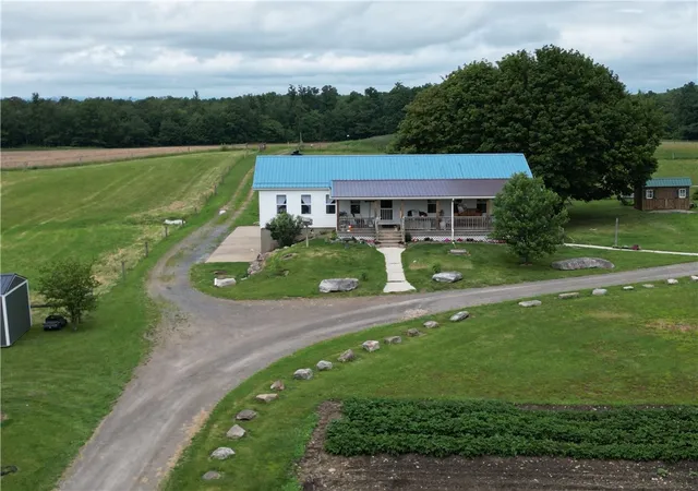Photo 3 of House for sale at 13170 Route 36, Punxsutawney, PA 15767 | MLS# 1739920 | Listing updated on 2026-06-25
