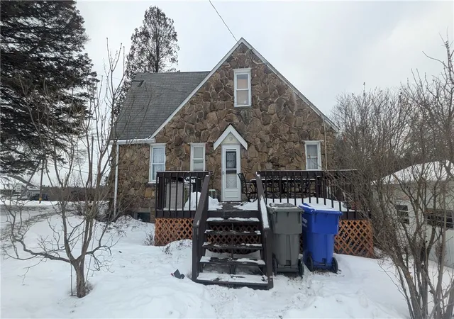 3rd image of 324 Sunset Dr, Center Twp, PA 16001 | MLS# 1739883
