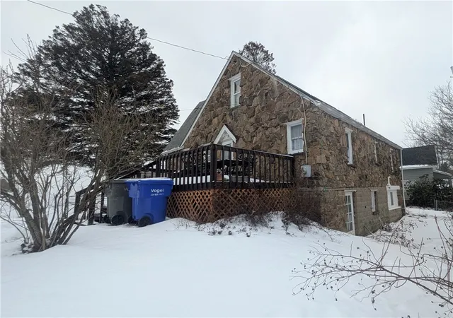 4th image of 324 Sunset Dr, Center Twp, PA 16001 | MLS# 1739883