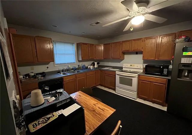 Photo 3 of Single family home for sale at 583 Mcclellandtown Rd, Uniontown, PA 15401 | MLS# 1740012 | Listing updated on 2026-07-21