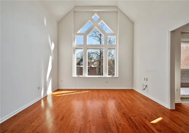 4th image of 100 Denniston St #304, Shadyside, PA 15206 | MLS# 1739710