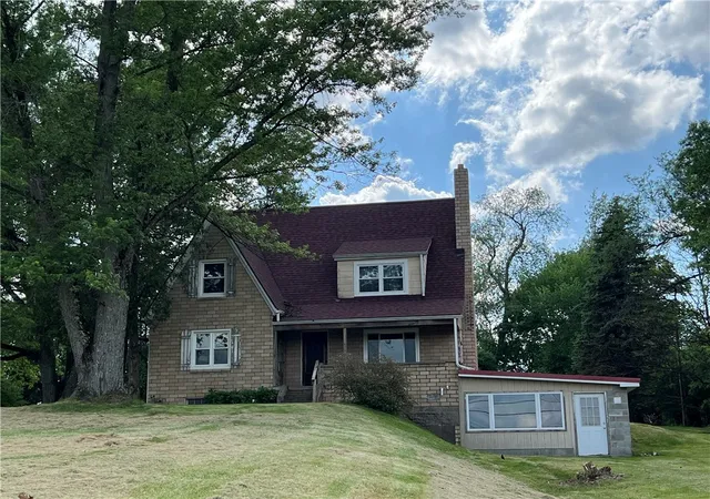 Homes for sale in Penn Twp, PA | 368 Pittsburgh Road, Penn Twp, PA 16002 | MLS# 1740053